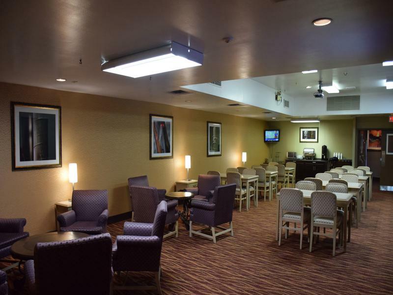 Ramada By Wyndham Timmins Hotel Exterior photo