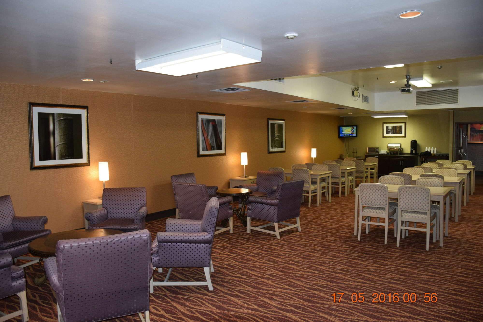 Ramada By Wyndham Timmins Hotel Exterior photo